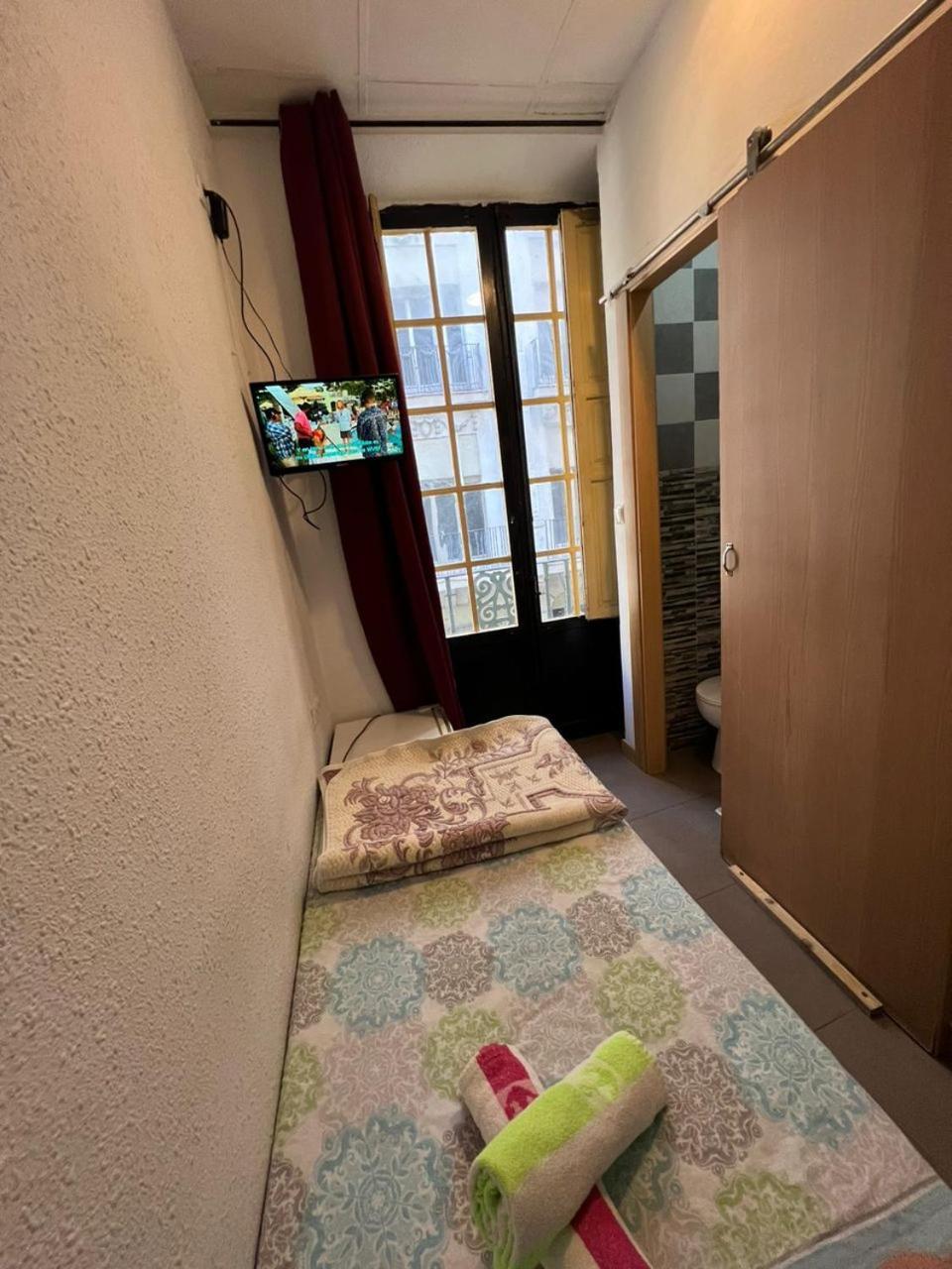 Hostal Milan アリカンテ エクステリア 写真