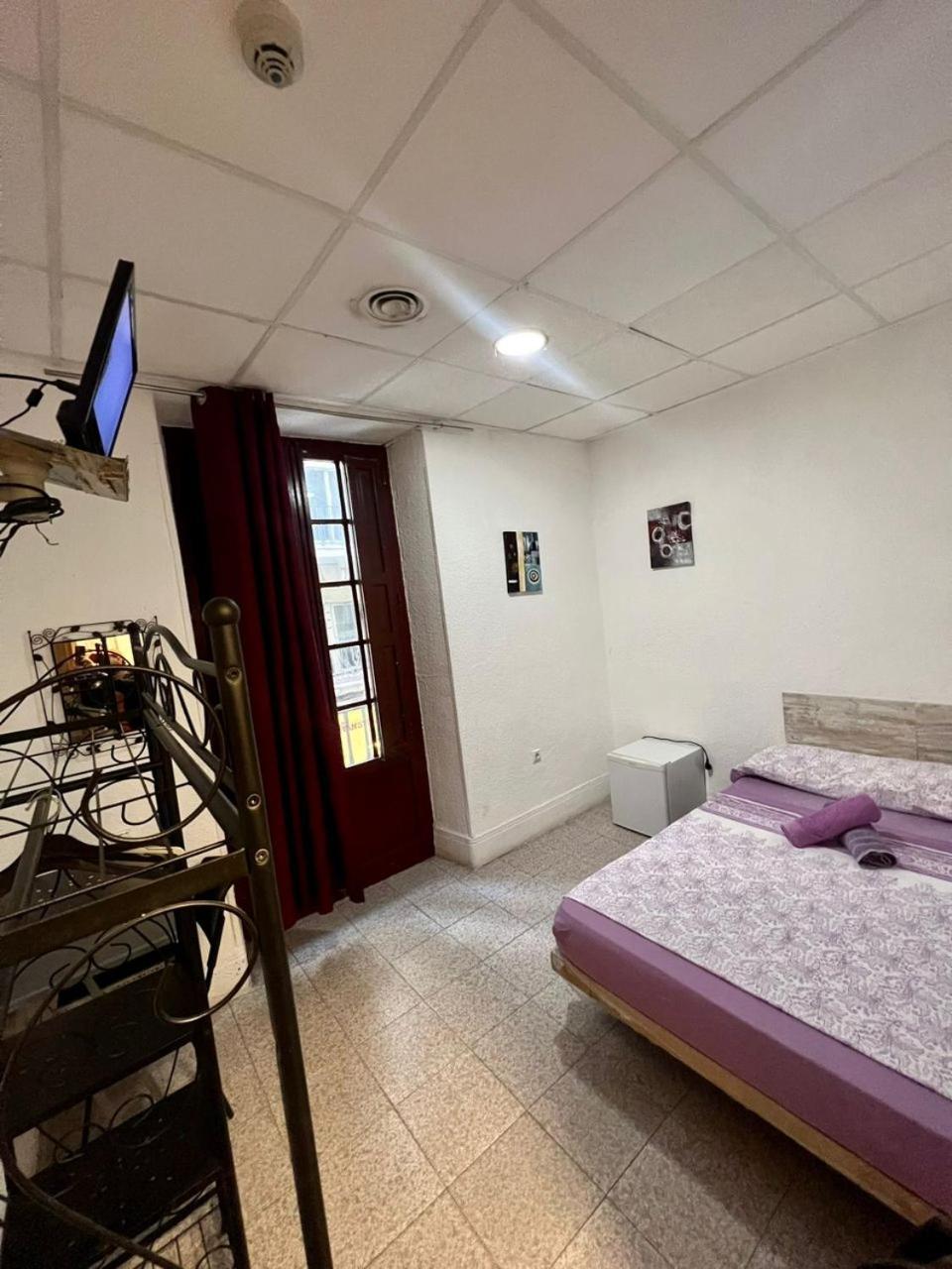 Hostal Milan アリカンテ エクステリア 写真